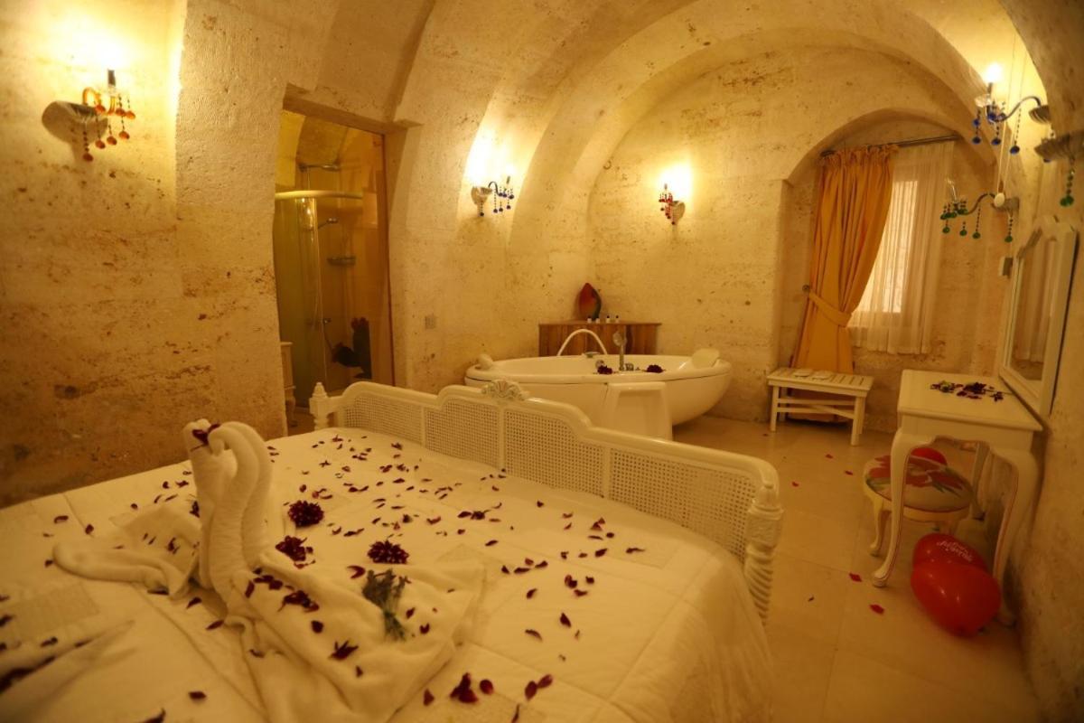 Anatelein Cave Hotel Üchisar Ruang foto