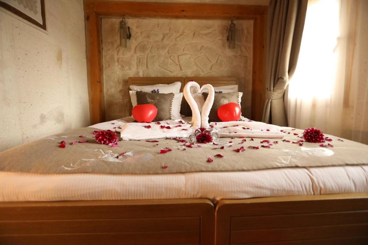 Anatelein Cave Hotel Üchisar Ruang foto